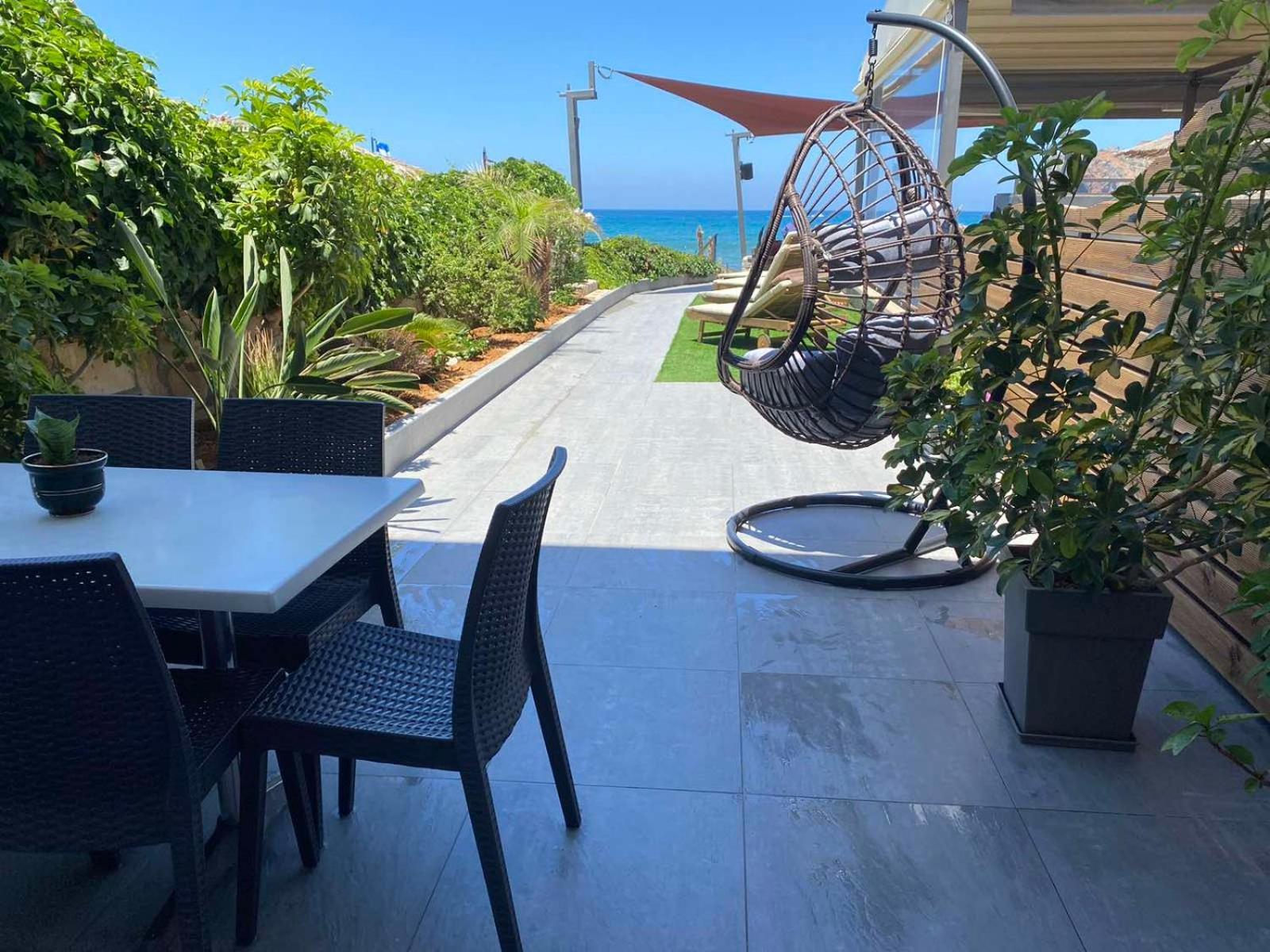 Litinakis Studios Sea View & Litinakis Studios Garden View 700 Meters Away Agia Marina Dış mekan fotoğraf