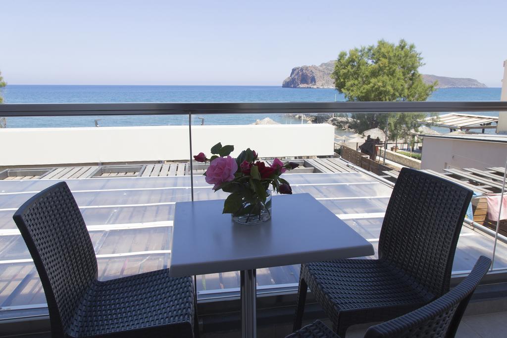 Litinakis Studios Sea View & Litinakis Studios Garden View 700 Meters Away Agia Marina Dış mekan fotoğraf